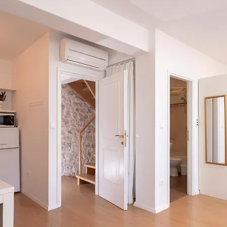 The Bastion - Zf Hvar Apartment Hvar Town
