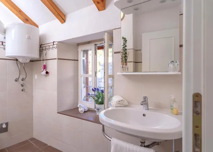 Apartment The Bastion - Zf Hvar